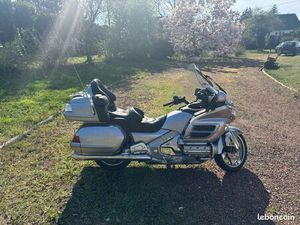 GOLDWING 1800