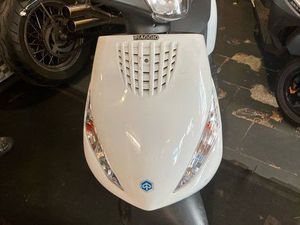 SCOOTER ZIP PIAGGIO 2T