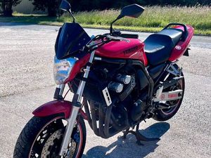YAMAHA 600 FAZER