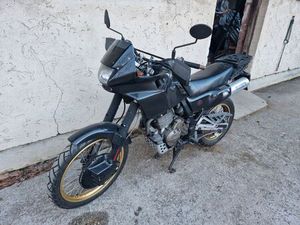 HONDA NX 650 DOMINATOR