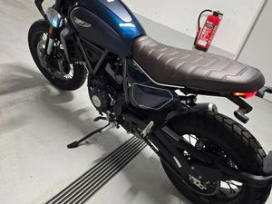 DUCATI SCRAMBLER NIGHTSHIFT