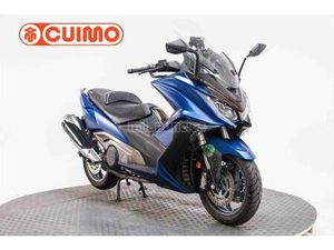 KYMCO - AK 550