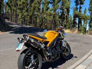 TRIUMPH - SPEED TRIPLE 1050