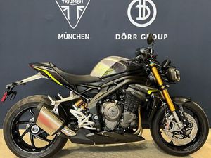 TRIUMPH SPEED TRIPLE 1200 RS