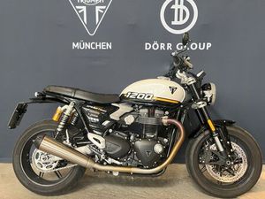 TRIUMPH SPEED TWIN 1200 CRYSTAL WHITE ÖHLINS STOßDÄMPFER