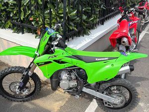 85 KX 2022 TRÈS BON ÉTAT
