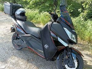 SCOOTER ÉLECTRIQUE 125 CC PINK FLY