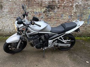 SUZUKI GSF 650 BANDIT N