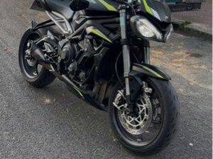 TRIUMPH STREET TRIPLE RS 765