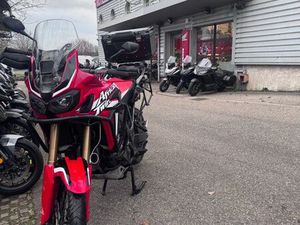 AFRICA TWIN 1000 DCT