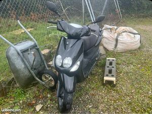 SCOOTER YAMAHA