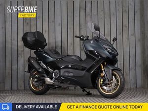 YAMAHA TMAX 560