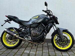 YAMAHA MT 07 , 1. HAND + EXTRAS ! A 2 , ARROW AUSPUFF !