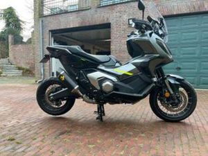 HONDA X-ADV 750 2024 - AVONTUURLIJKE SCOOTER! — MOTOREN | HONDA — MARKTPLAATS
