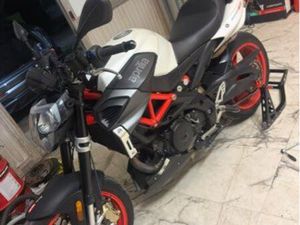 ◊ APRILIA SHIVER 900 – A2 – FULL OPTIONS – AUCUN FRAIS À PRÉVOIR ◊