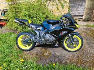 HONDA CBR 1000 RR2007