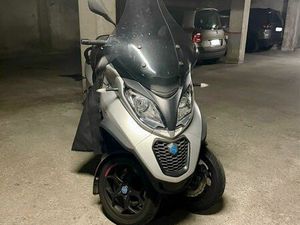 PIAGGIO MP3 400 HPE SPORT - 2021 - À NÉGOCIER