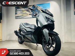 2025 YAMAHA XMAX 300 FOR SALE IN SOUTHAMPTON