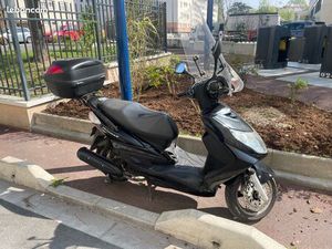 MBK FLAME X 125 YAMAHA CIGNUS 125