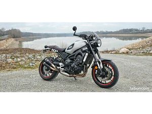 XSR 900 BIEN ÉQUIPÉE