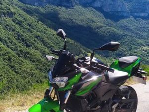 MOTO KAWASAKI Z400 2019