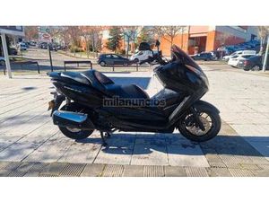 HONDA - NSS 300 FORZA