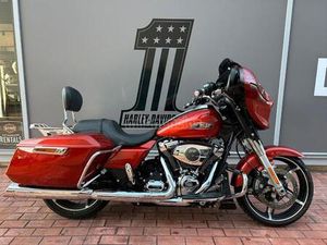 HARLEY DAVIDSON - STREET GLIDE SPECIAL