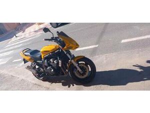 YAMAHA - FAZER 600