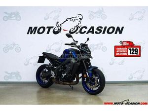 YAMAHA - MT 09