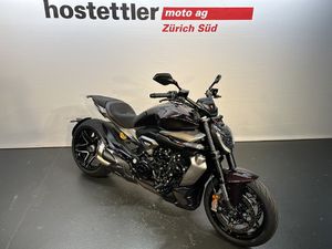 X DIAVEL V4