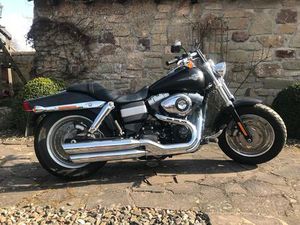 HARLEY-DAVIDSON DYNA FAT BOB - SCHWARZER CRUISER