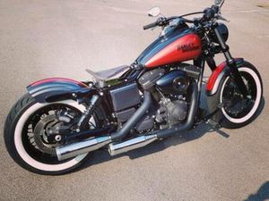 HARLEY DAVIDSON DYNA STREET BOB