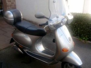 PIAGGIO VESPA ET4