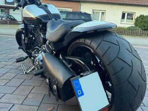HARLEY-DAVIDSON FXSE CVO PRO STREET BREAKOUT LIMITED EDITION