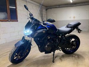 YAMAHA MT-07