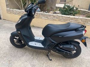 SCOOTER PEUGEOT KISBEE