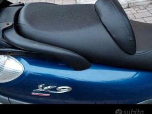 PIAGGIO X9