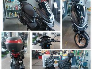② NIEUW GTS ATTITUDE 125 CC SCOOTER PRIJS 2999€