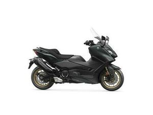 ② YAMAHA T-MAX TECHMAX