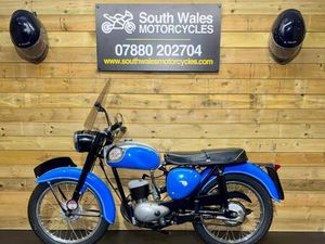 BSA BANTAM 175 CC / MANUFACTURED 1968 / JUST 10K RECORDED MILES