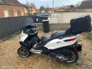 PIAGGIO MP3 500 SPORT 11/2017 - CT OK - TOP CASE NEUF + CHAUFFANTS - PNEUS RÉCENTS