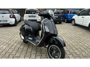 VENDO VESPA GTS 310 SUPER (2025 - 26) USATA A ROMA (CODICE 9917258) - MOTO.IT