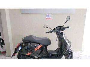 VENDO VESPA GTV 300 HPE (2023 - 25) USATA A PONTEDERA (CODICE 9917464) - MOTO.IT