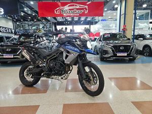 TRIUMPH TIGER 800 XCX