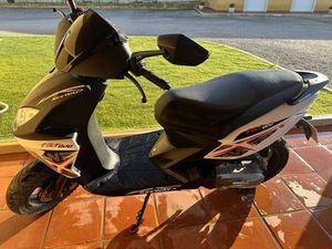 SCOOTER KEEWAY COMO NOVA ALCANEDE