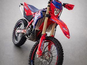 BETA RR 4T 390 RACING LEIRIA, POUSOS, BARREIRA E CORTES