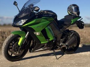 KAWASAKI Z1000SX ABS 2013 - TOURING SANTO ANTÓNIO DOS OLIVAIS