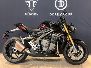 TRIUMPH SPEED TRIPLE 1200 RS