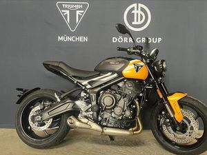 TRIUMPH TRIDENT 660