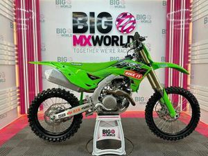 KAWASAKI KXF 450 2025 - UNDER 8 HRS USE - TI BOLT KIT & STRIPE GRIPPER SEAT